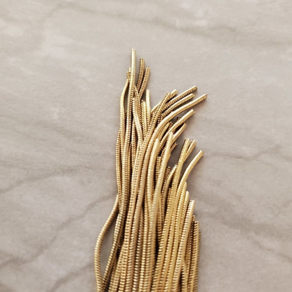💖 White House Black Market Hammered Gold Tiered Snake Chain Tassel Necklace 💖 - Picture 9 of 16